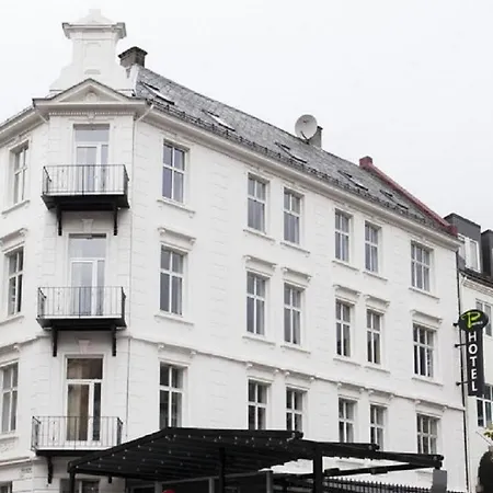 P-hotels Otel 3*