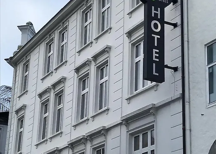P-hotels